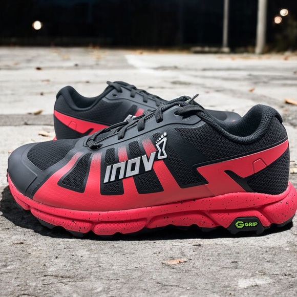 NEW MSRP $160 Inov-8 Men´s Terraultra G 270 -...